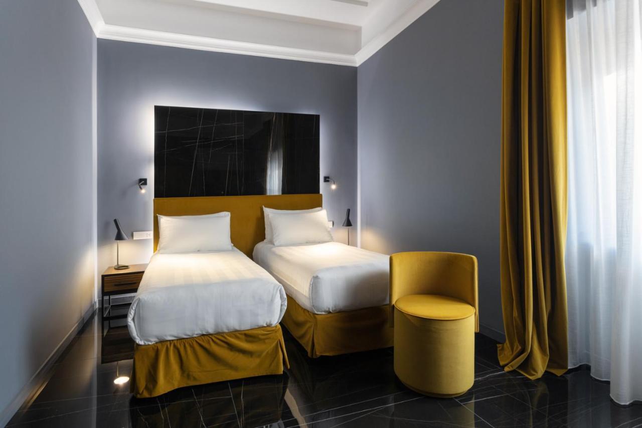 Hotel Poerio 25 Boutique Stay Napels Buitenkant foto